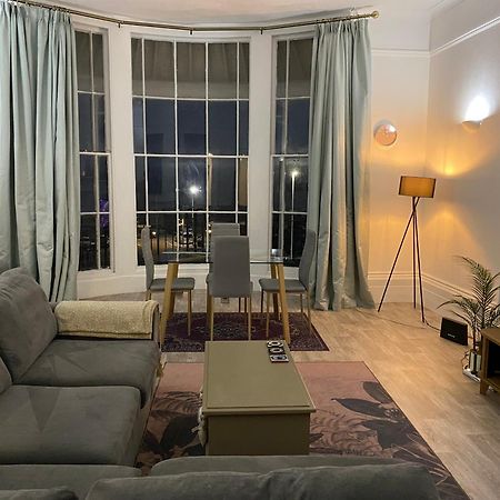 Period Sea View Flat In Hastings Lejlighed Eksteriør billede